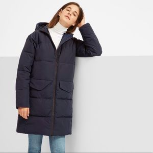Everlane The Long Puffer in Navy | Size L